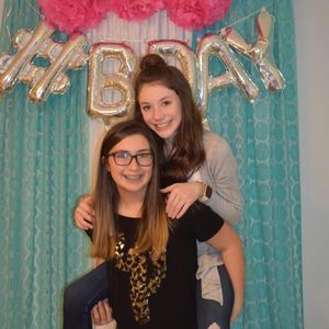 Meet your Posher, Abby